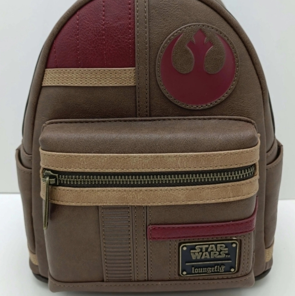 NWT Star Wars Loungefly Finn Last Jedi Backpack - Picture 7 of 7